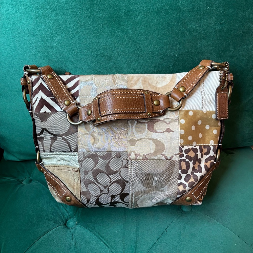 SOLD💕 Y2K Coach Carly Patchwork Shoulder Bag